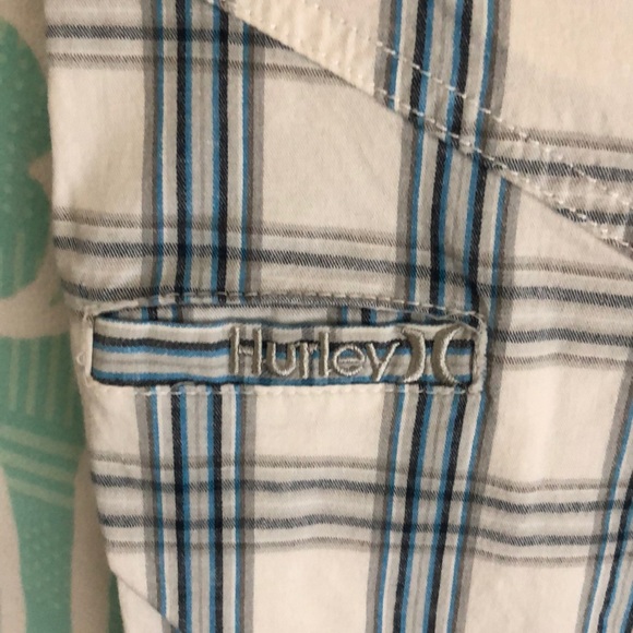 Hurley Shorts - Picture 4 of 7